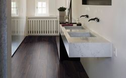 Fotografía: SUSTITUCIÓN DE SUELO VINÍLICO ASPECTO MADERA SOBRE BALDOSA EXISTENTE EN 1 DÍA